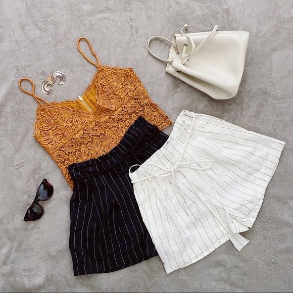 Windsor Pants - Windsor NWT Stripe Shorts